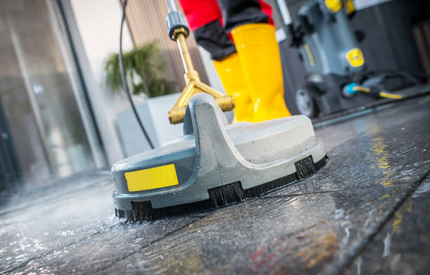 Best Commercial Pressure Washing  in Centralia, MO